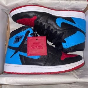 WMNS AIR JORDAN 1 HIGH OG NC TO CHI LEATHER
